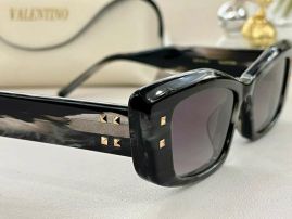 Picture of Valentino Sunglasses _SKUfw55248591fw